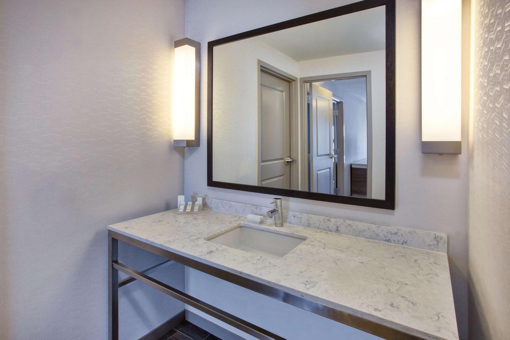 Hilton Garden Inn Chesterton Bagian luar foto