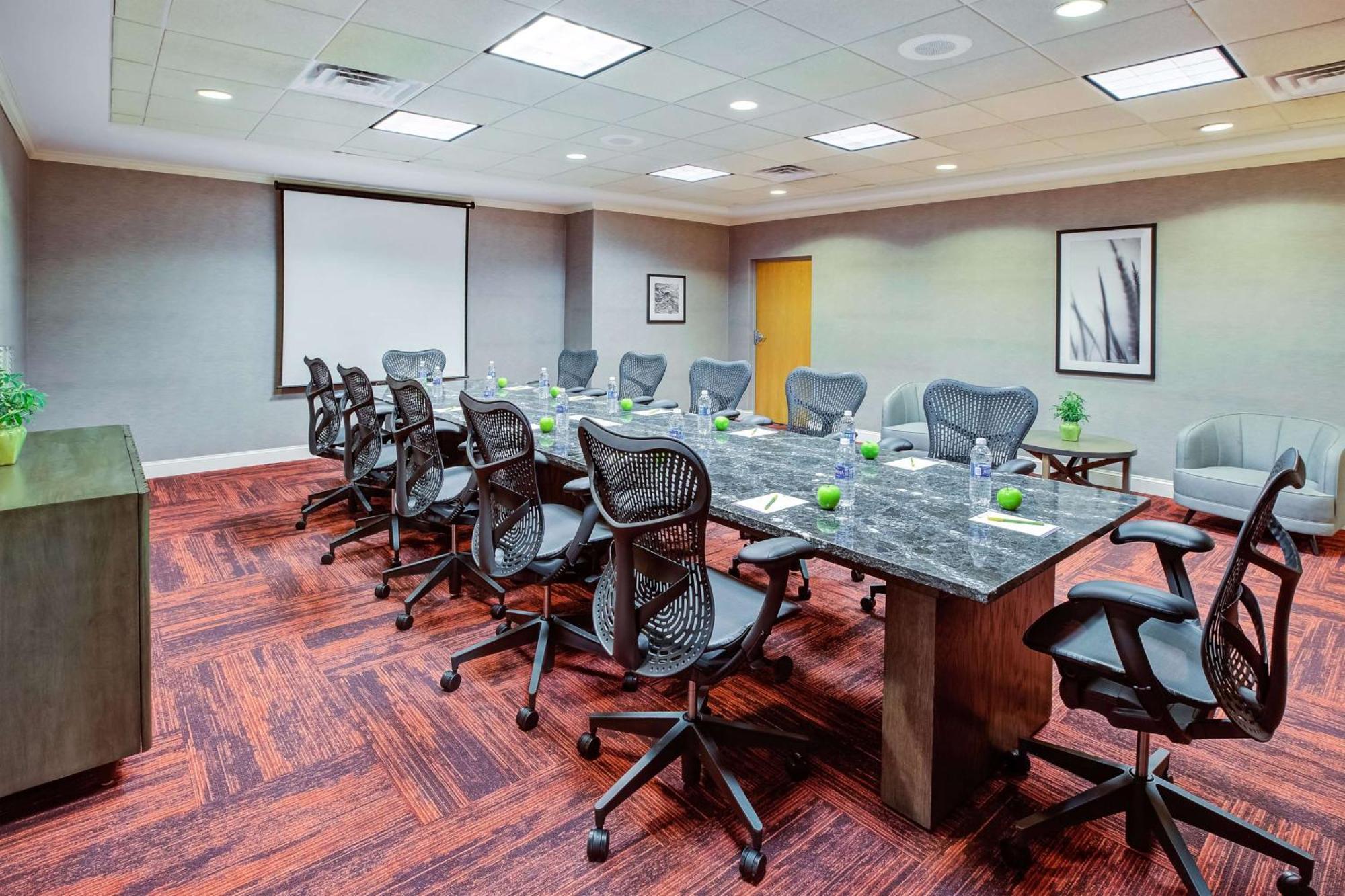 Hilton Garden Inn Chesterton Bagian luar foto