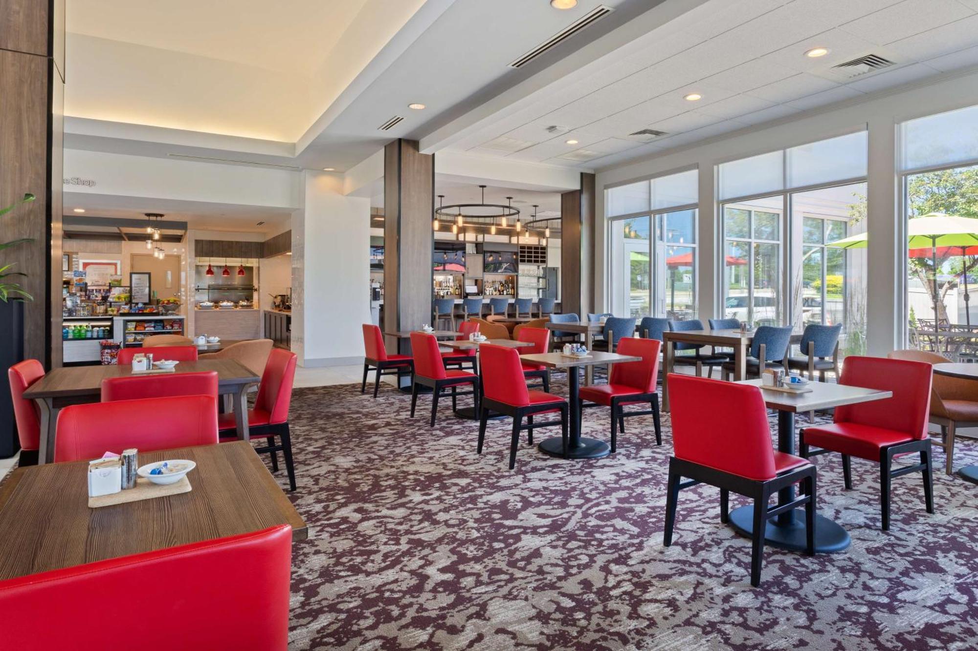 Hilton Garden Inn Chesterton Bagian luar foto