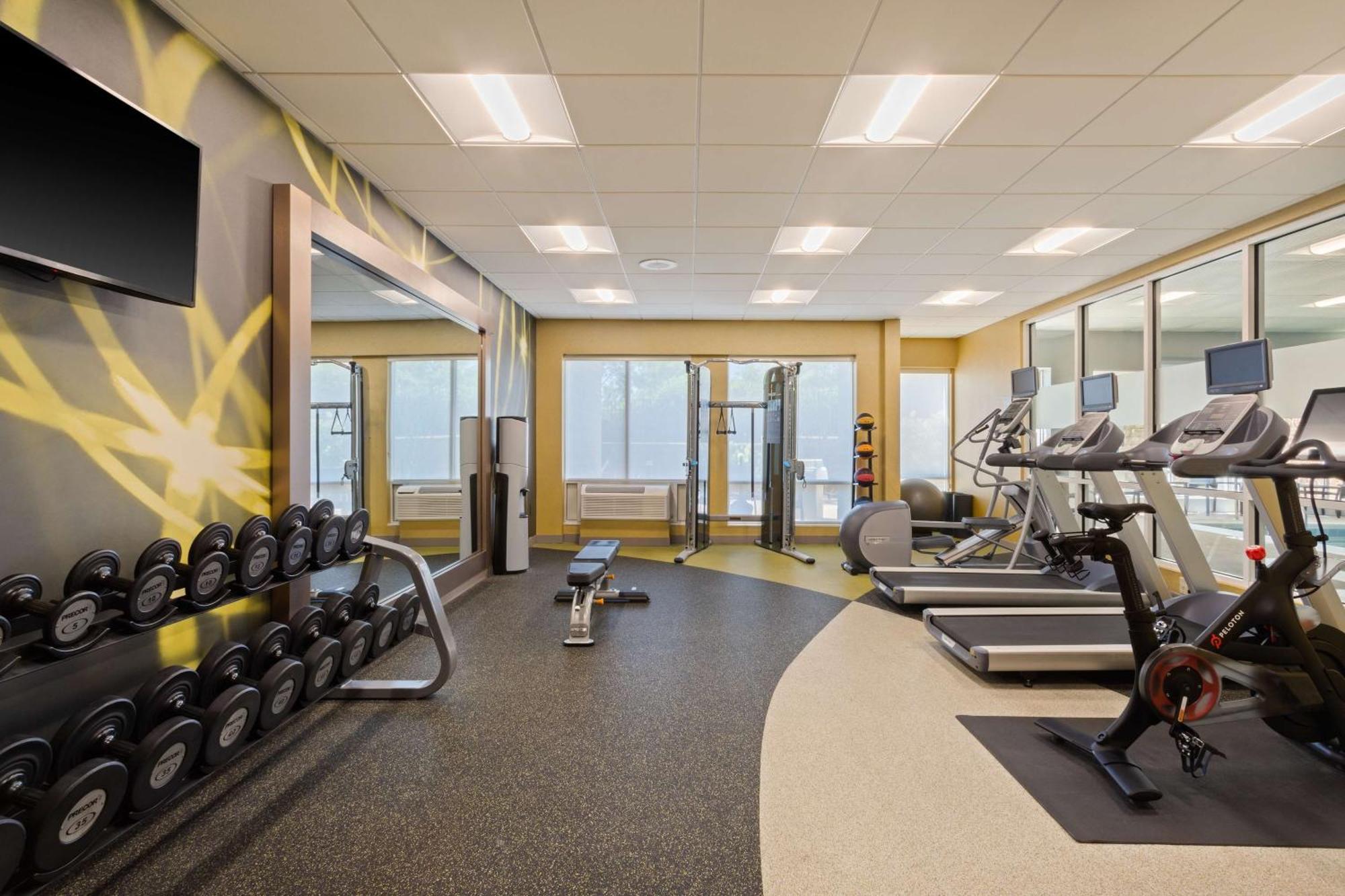 Hilton Garden Inn Chesterton Bagian luar foto