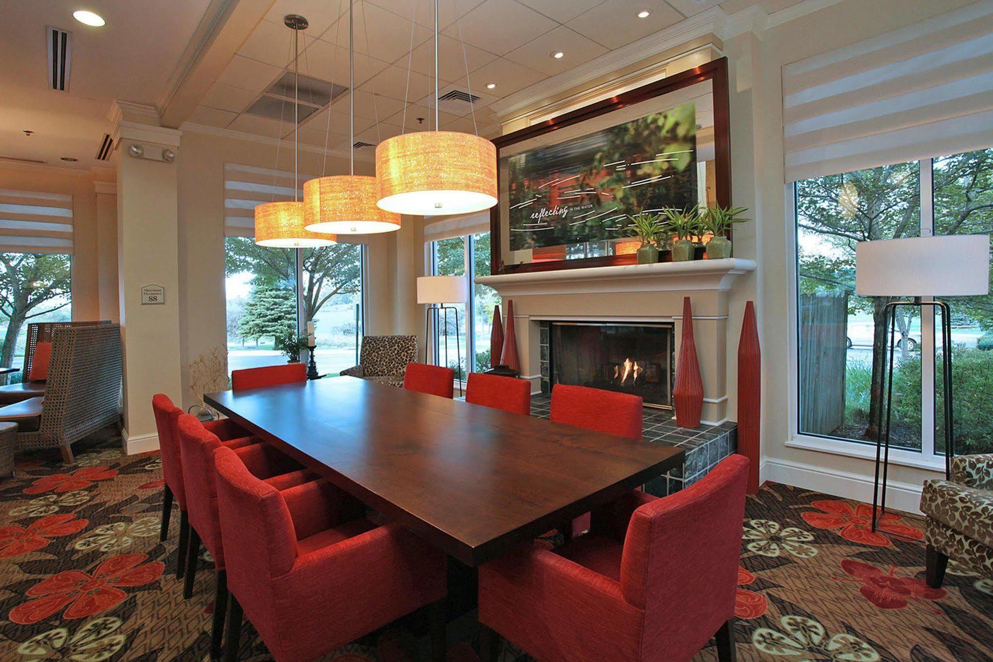 Hilton Garden Inn Chesterton Bagian luar foto